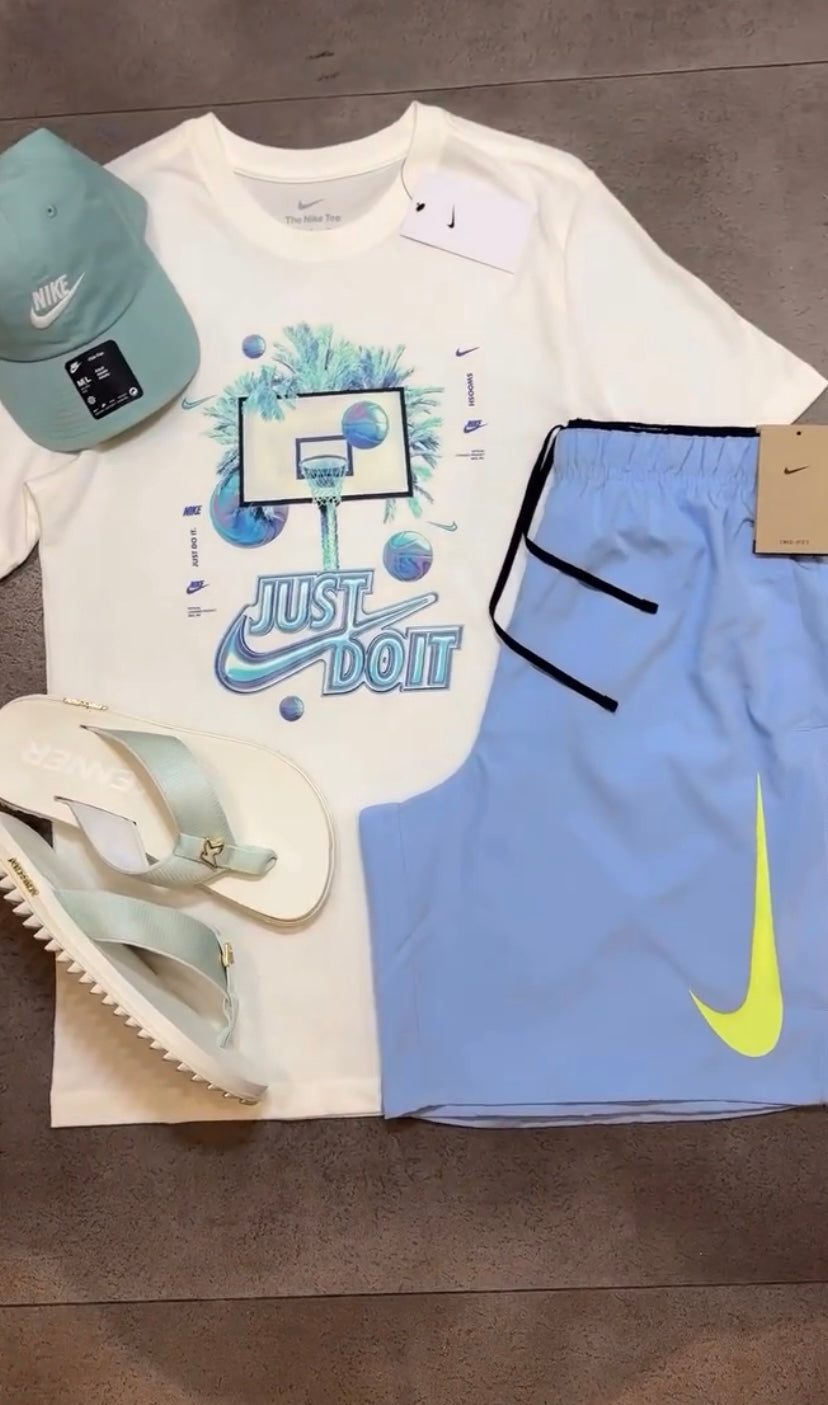 Kit Nike + Kenner