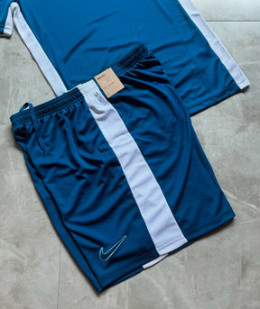 Conjunto Nike DRI-FIT Academy