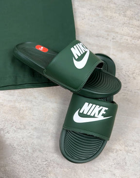 Kit Nike