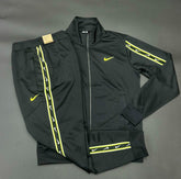 Conjunto Nike Lançamento