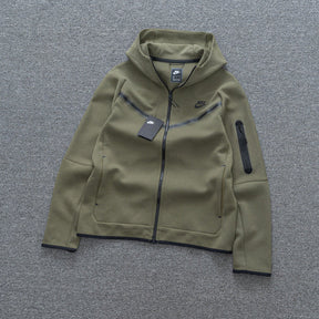 Conjunto Nike Tech Fleece