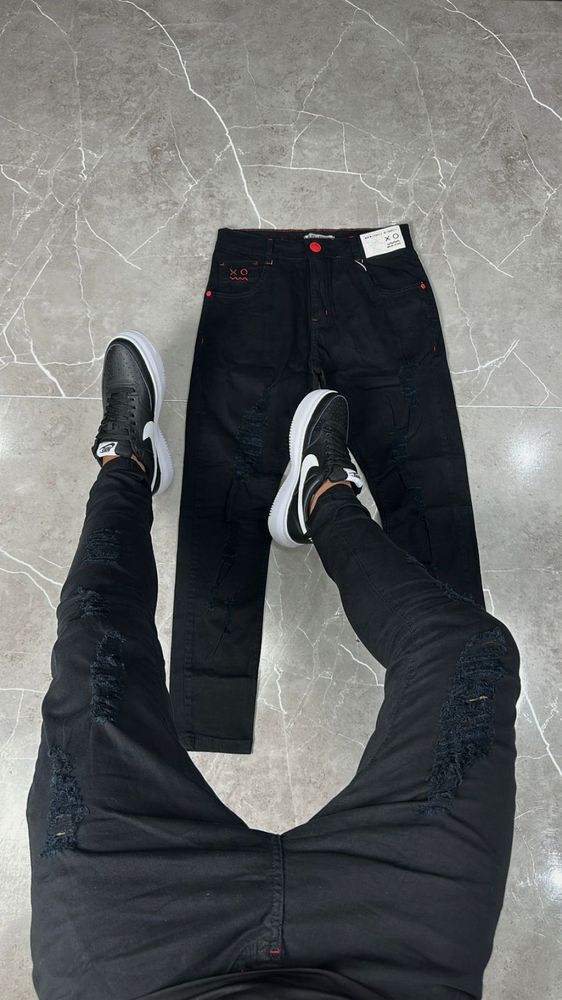 Calça jogador All black Com rasgos