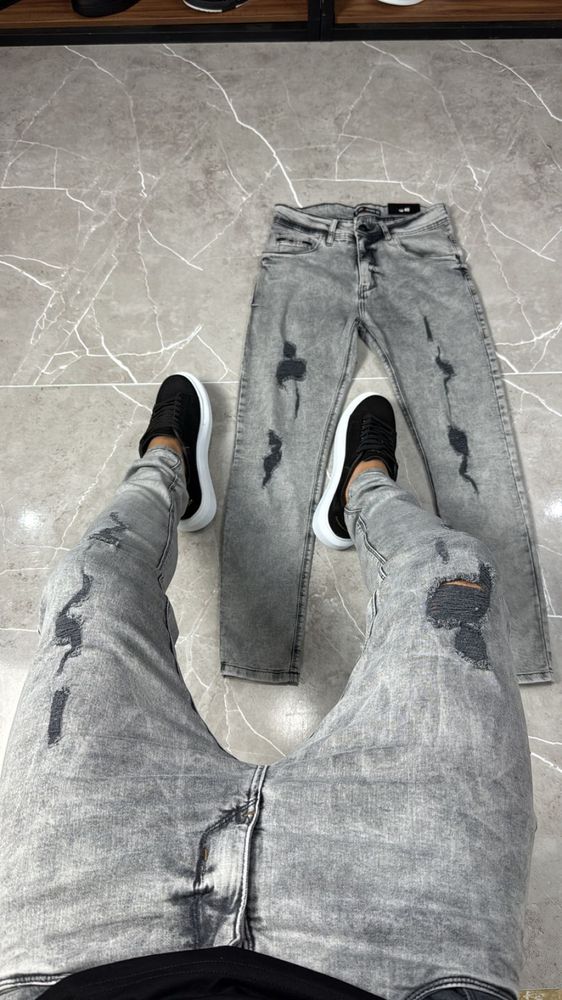 Calça jogador Jay Jones Cinza Com Rasgos